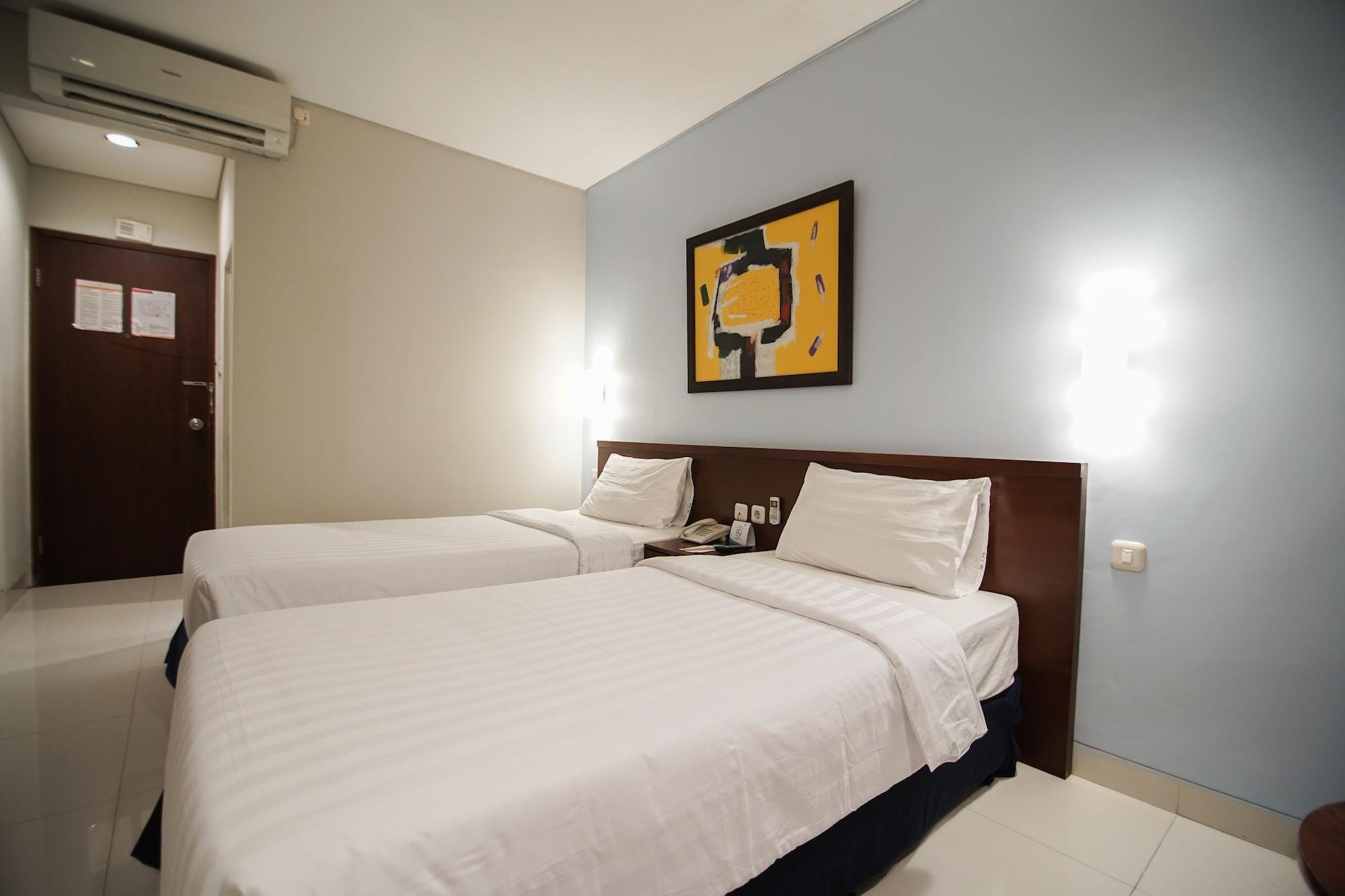 Sofyan Hotel Soepomo Jakarta Kültér fotó