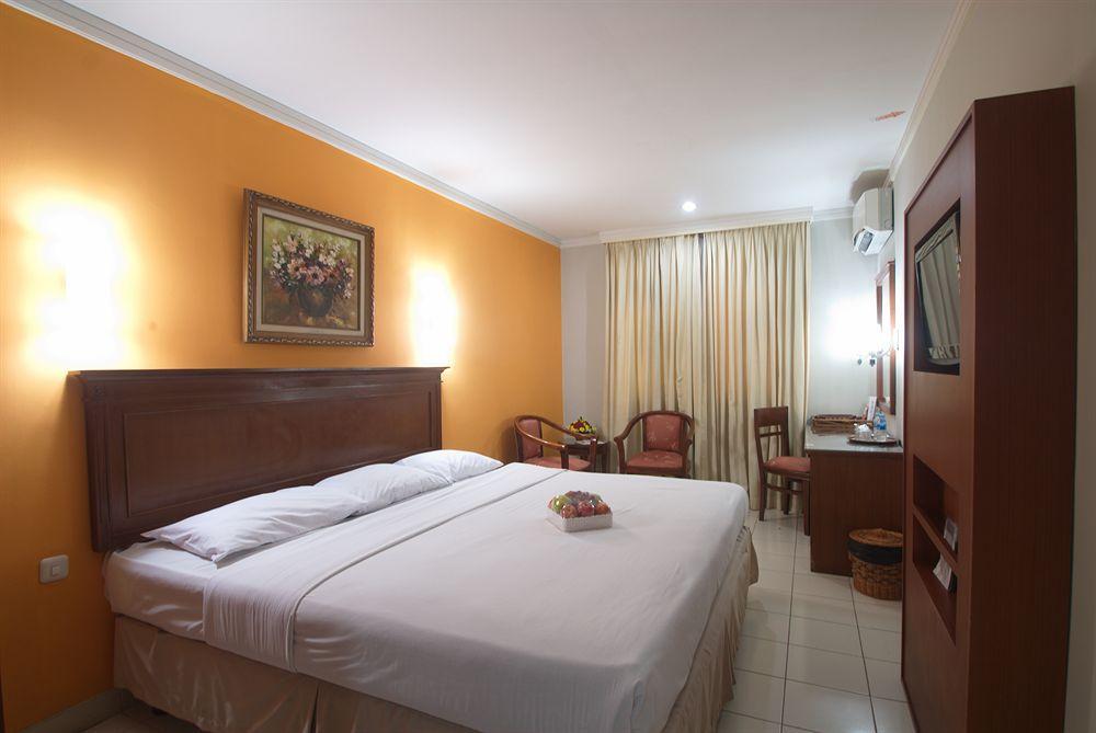 Sofyan Hotel Soepomo Jakarta Kültér fotó