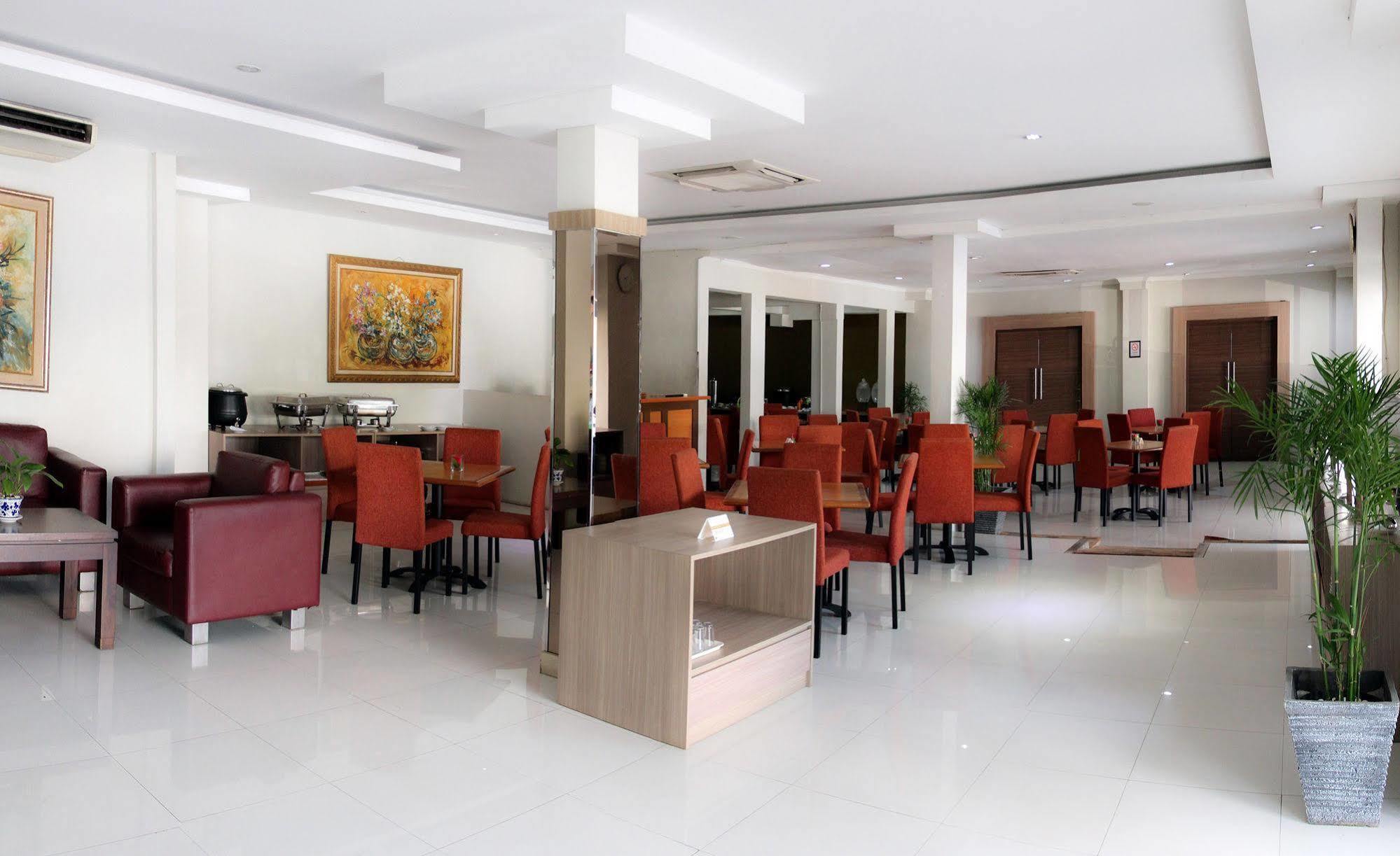 Sofyan Hotel Soepomo Jakarta Kültér fotó