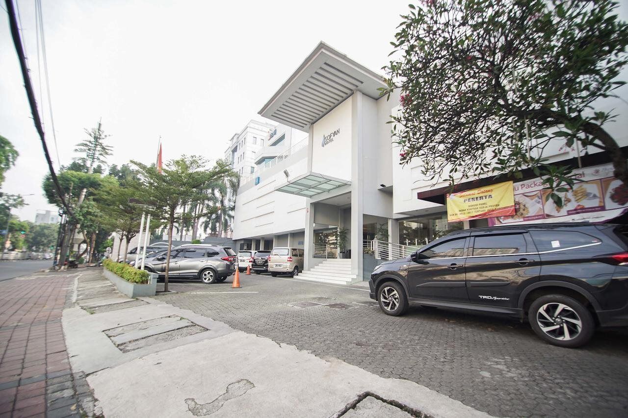 Sofyan Hotel Soepomo Jakarta Kültér fotó